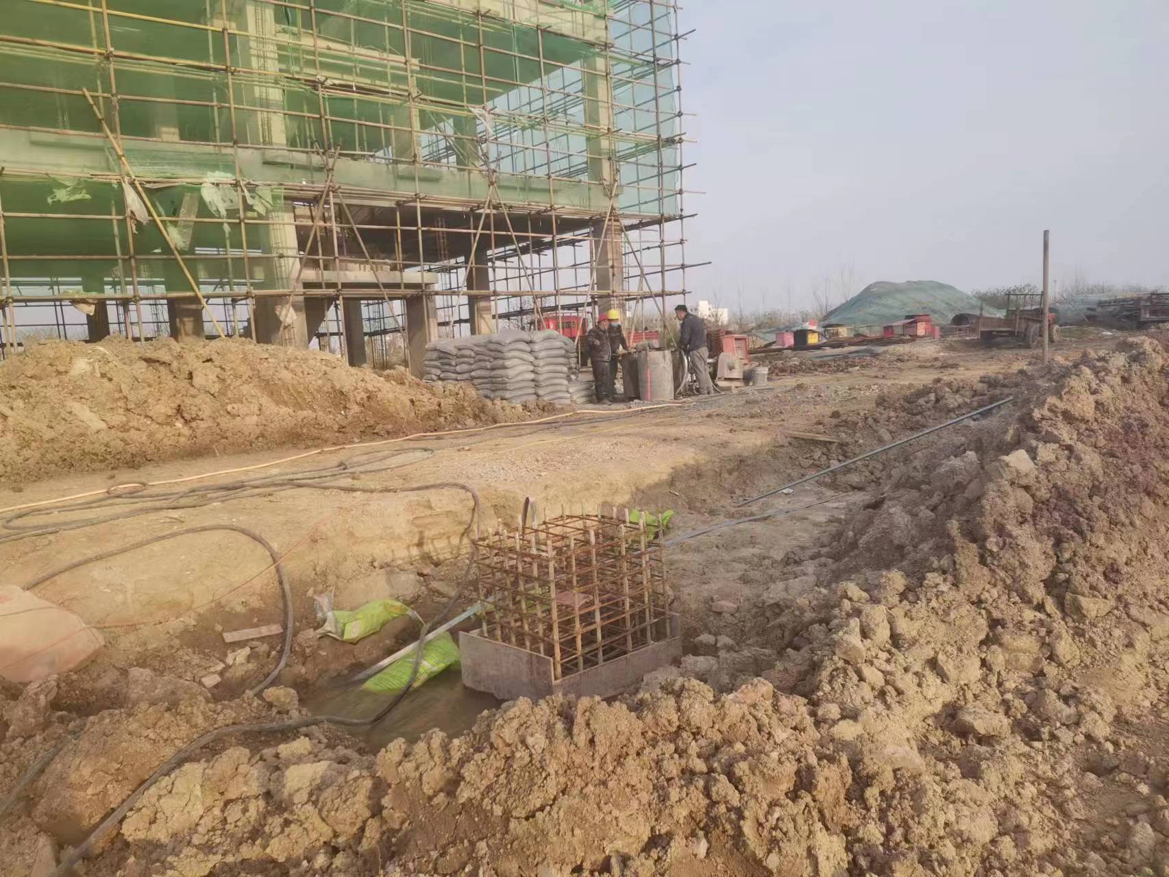 召陵当桥梁出现裂缝的时候应该及时加固修补